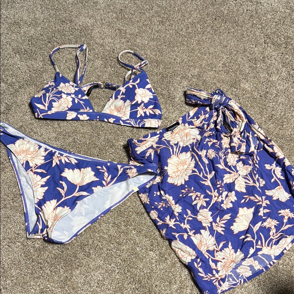 Summersalt bikini and coverup skirt